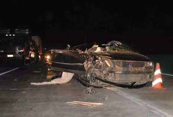 夜深人静易发生交通事故 牢记这些能保命