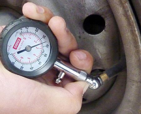 这些节油误区其实是在毁车 看看你中招了吗?